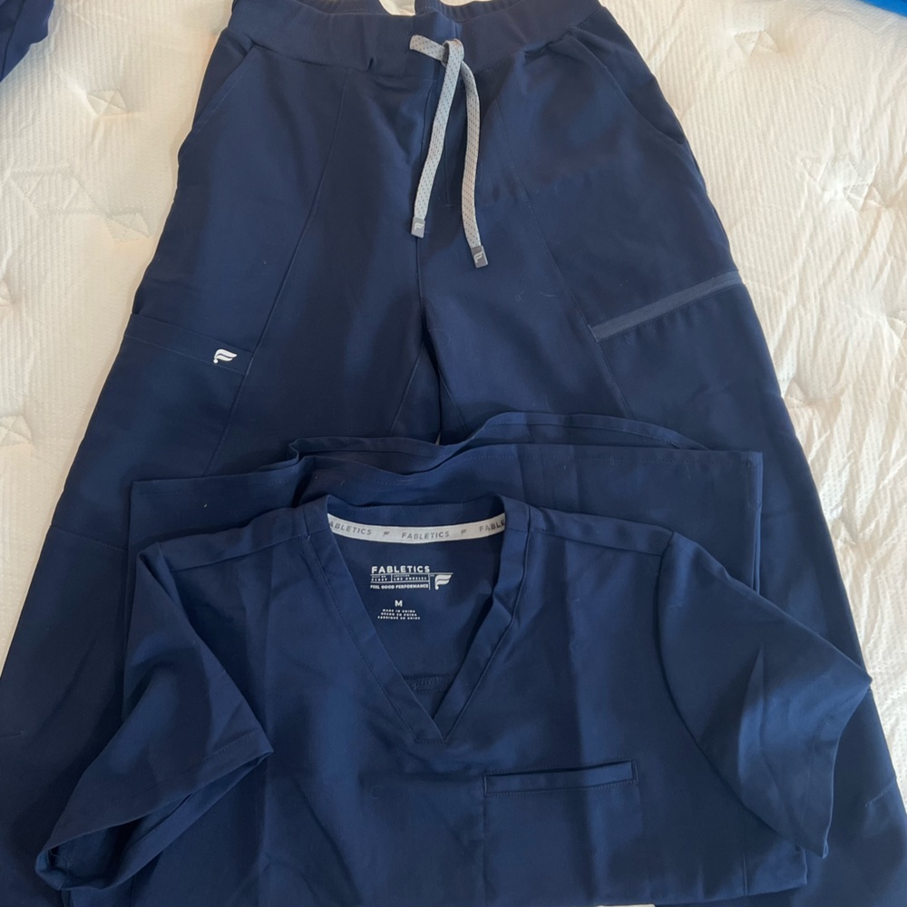 Fabletics Navy Scrub Set